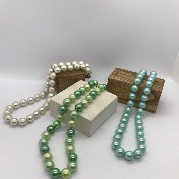 Statement Pearl Necklace Hand Knotted 18 Inch - Picture 6 of 7